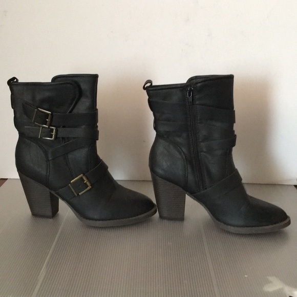 Brand new booties. - Picture 2 of 4